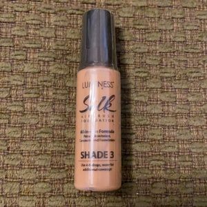 LUMINESS Silk All-in-One Shade 3 030 Foundation